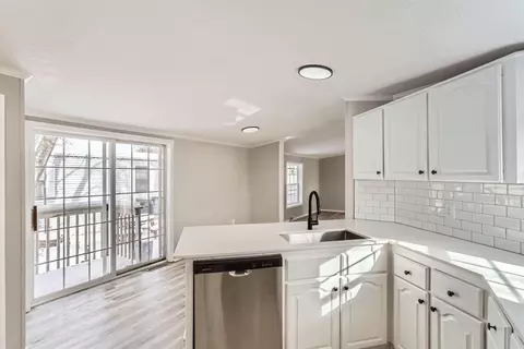 1620 Knight St, Shoreview, MN 55126
