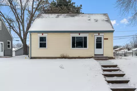 1243 7th Ave S, South Saint Paul, MN 55075