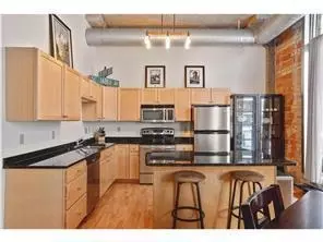 521 S 7th St #219, Minneapolis, MN 55415
