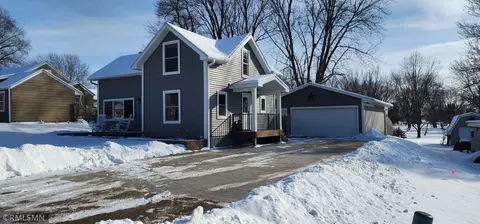 314 E Maple St, Woodville, WI 54028