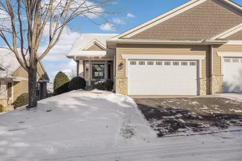 8995 Colby Ct, Inver Grove Heights, MN 55076