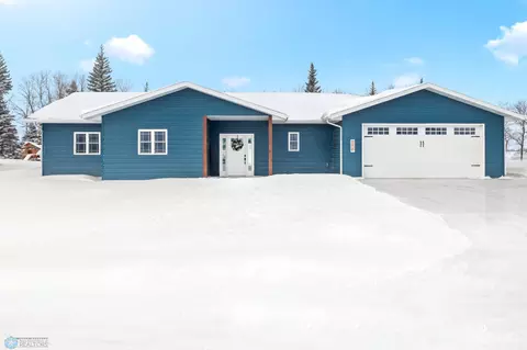 505 Sheyenne Dr, Abercrombie, ND 58001