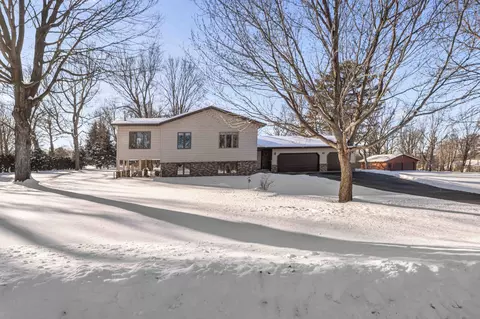 116 Maplewood Dr, Randall, MN 56475