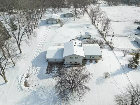 6488 Oakwood Ave NE, Elk River, MN 55330