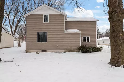 637 E Rose St, Owatonna, MN 55060