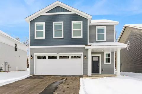 3870 Heath Ave N, Oakdale, MN 55128