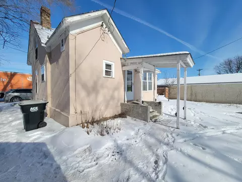 414 Western Ln, Anoka, MN 55303