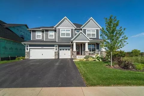 4194 Arbor Dr, Woodbury, MN 55129
