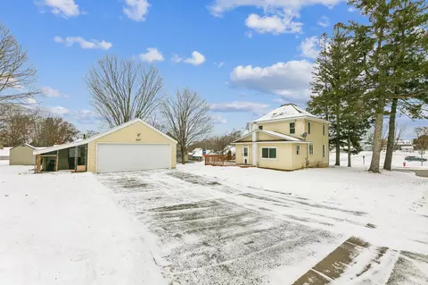 250 River St, Holdingford, MN 56340