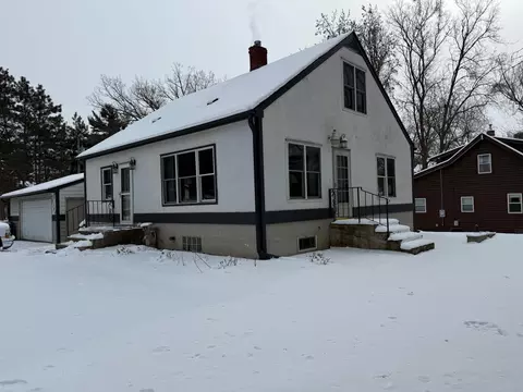 2560 2nd St, White Bear Lake, MN 55110