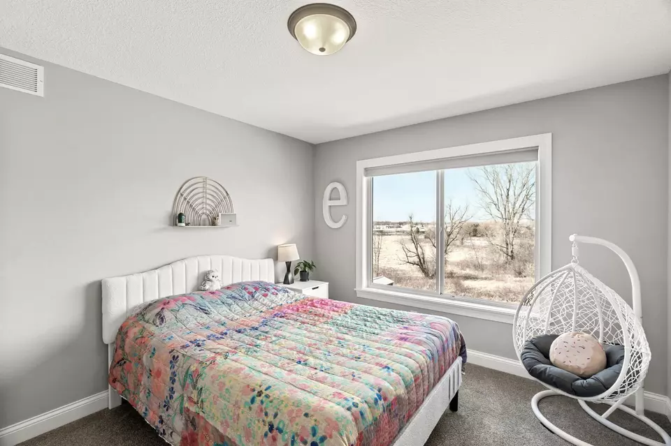 Bedroom - 3015 224th St W, Farmington, MN 55024 photo 6 of 9