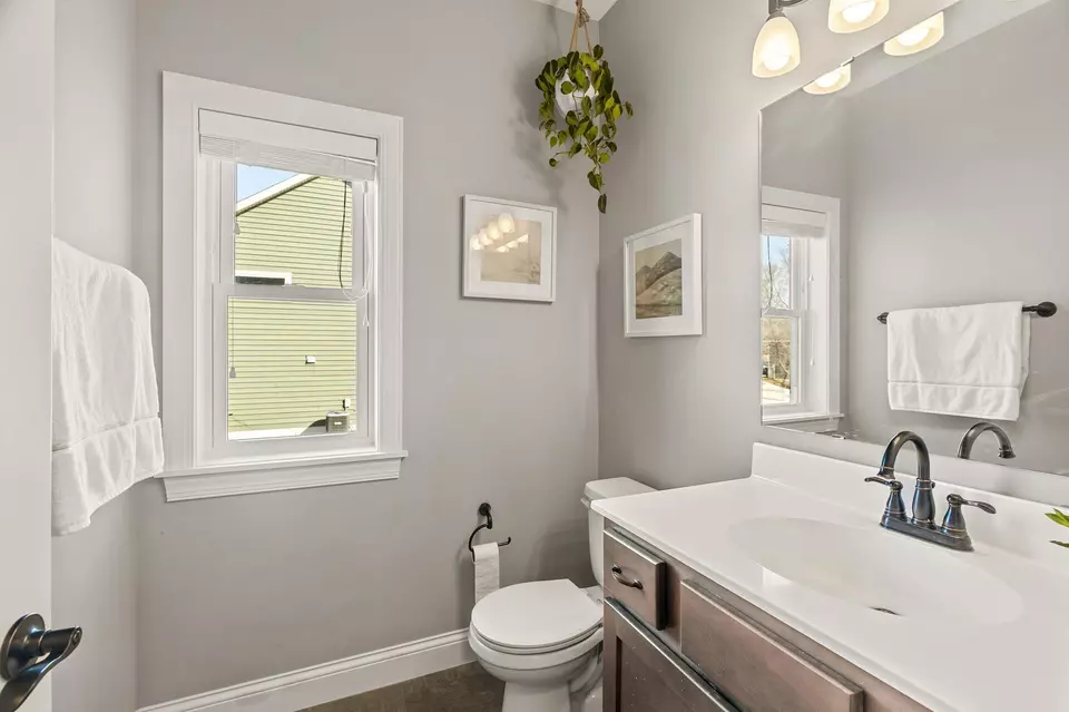 Bath - 3015 224th St W, Farmington, MN 55024 photo 1 of 5