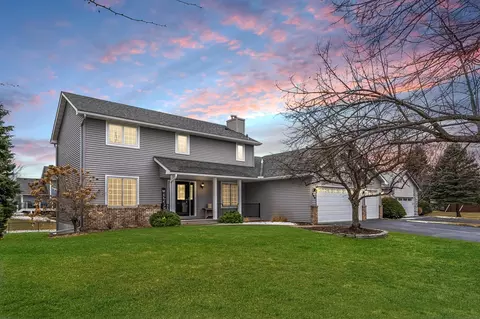 490 Lonesome Pine Trl, Circle Pines, MN 55014