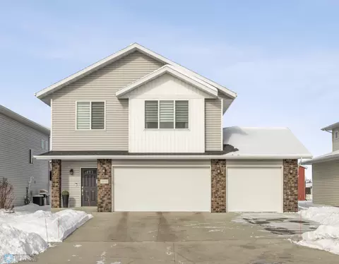 1010 Eaglewood Ave W, West Fargo, ND 58078