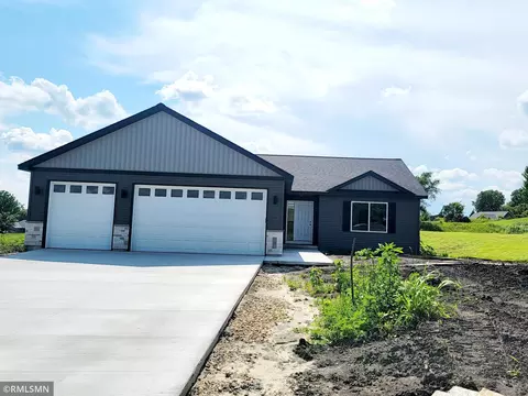 219 Frenzel Dr, Arlington, MN 55307