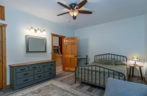 Bedroom - 52801 Lake Ave, Mcgregor, MN 55760 photo 3 of 4