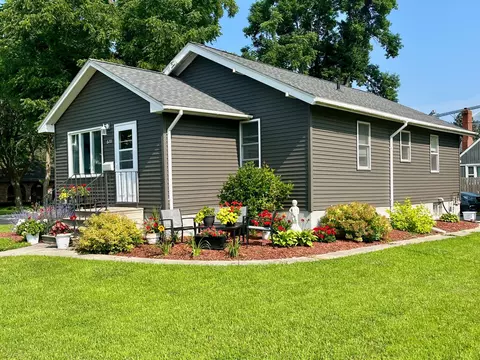 Exterior - 620 E Fairview Ave, Olivia, MN 56277 photo 2 of 2