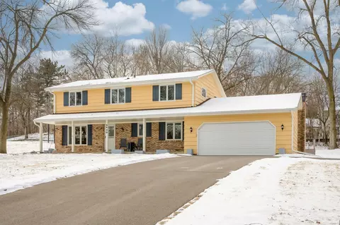 3640 Sunrise Dr E, Minnetonka, MN 55345