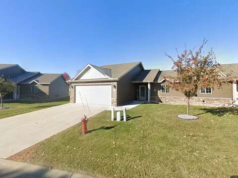 625 Cottonwood Ave, Litchfield, MN 55355