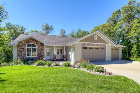 14453 County Highway 5, Lake Park, MN 56554
