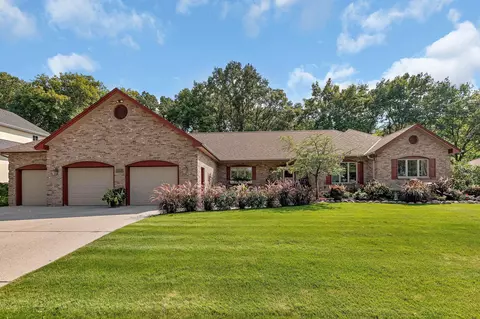 1944 Tyrol Dr, Saint Cloud, MN 56301