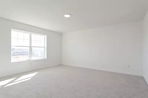 Bedroom - 6518 Tamarack Ln, Corcoran, MN 55340 photo 3 of 6