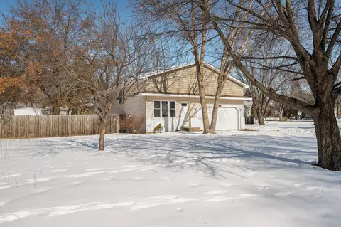 10851 Eagle St NW, Coon Rapids, MN 55433