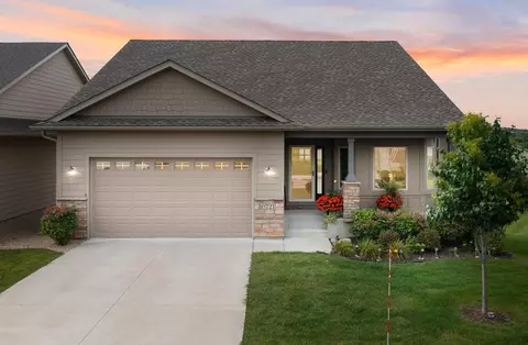 10721 Settlers Ln N, Hanover, MN 55341