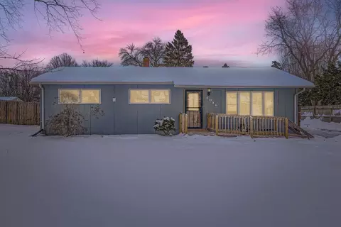 4026 Gisella Blvd, White Bear Lake, MN 55110