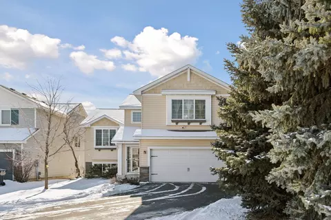 2698 Lower 147th Ct W, Rosemount, MN 55068