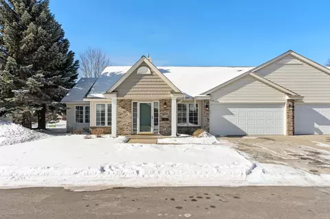 3246 Northdale Ln NW, Coon Rapids, MN 55448