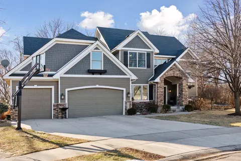 15112 Zinran Ct, Savage, MN 55378