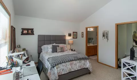 Bedroom - 8191 Hinckley Ct, Baxter, MN 56425 photo 2 of 9