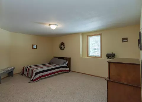 Bedroom - 8191 Hinckley Ct, Baxter, MN 56425 photo 7 of 9