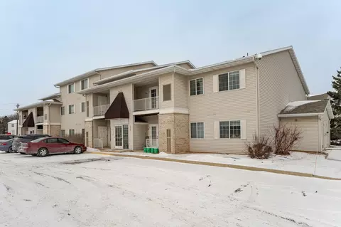 2056 11th Ave SE #A, Rochester, MN 55904