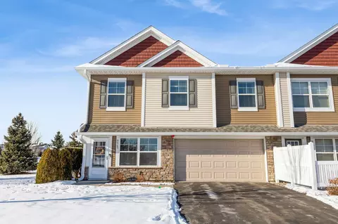 9965 5th Street Ln N, Lake Elmo, MN 55042