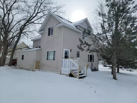 211 3rd St SE, Austin, MN 55912