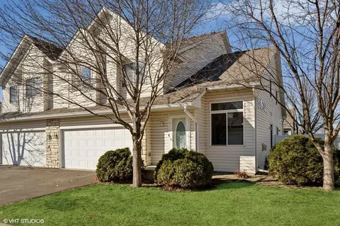 1620 Delaney Ln, Shakopee, MN 55379