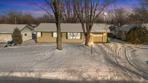 6161 5th St NE, Fridley, MN 55432