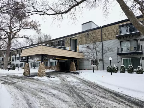 179 Little Canada Rd E #134, Little Canada, MN 55117