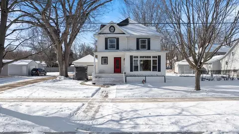 551 Harvey St, Tracy, MN 56175