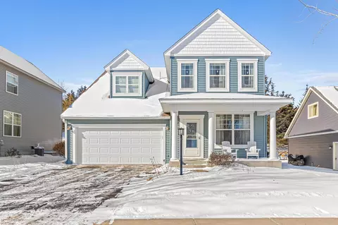 33 Tribute Ave, Hudson, WI 54016