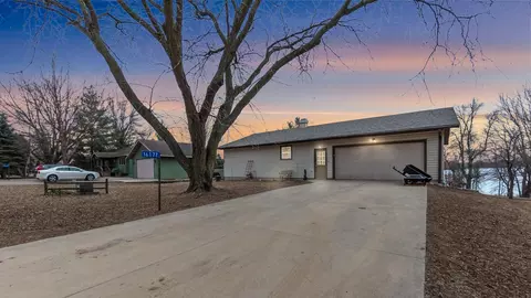 16177 Pepin Ln, Montgomery, MN 56069
