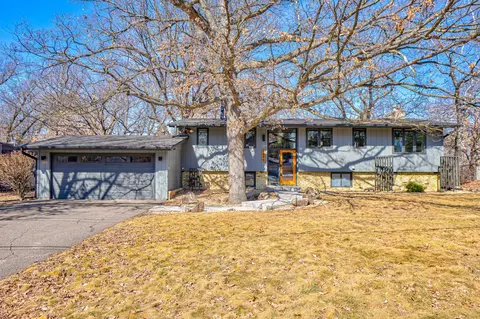 1644 Oak Ave, Arden Hills, MN 55112