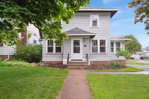 926 N 19th Ave E, Duluth, MN 55812