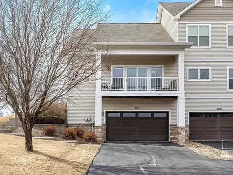 2454 Elianna Dr, Northfield, MN 55057