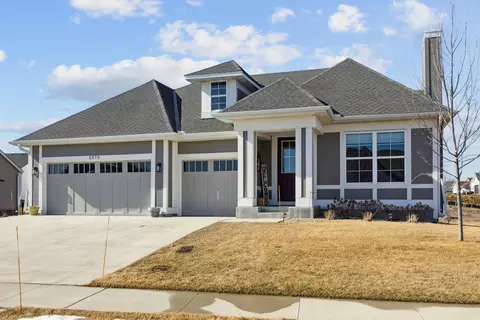2575 Buffalo Ridge Dr, Buffalo, MN 55313