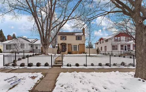 1730 Race St, Saint Paul, MN 55116
