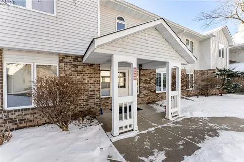 3572 Blue Jay Way #103, Eagan, MN 55123