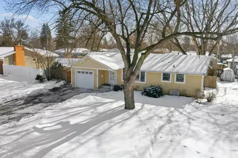 6425 37th Ave N, Crystal, MN 55427